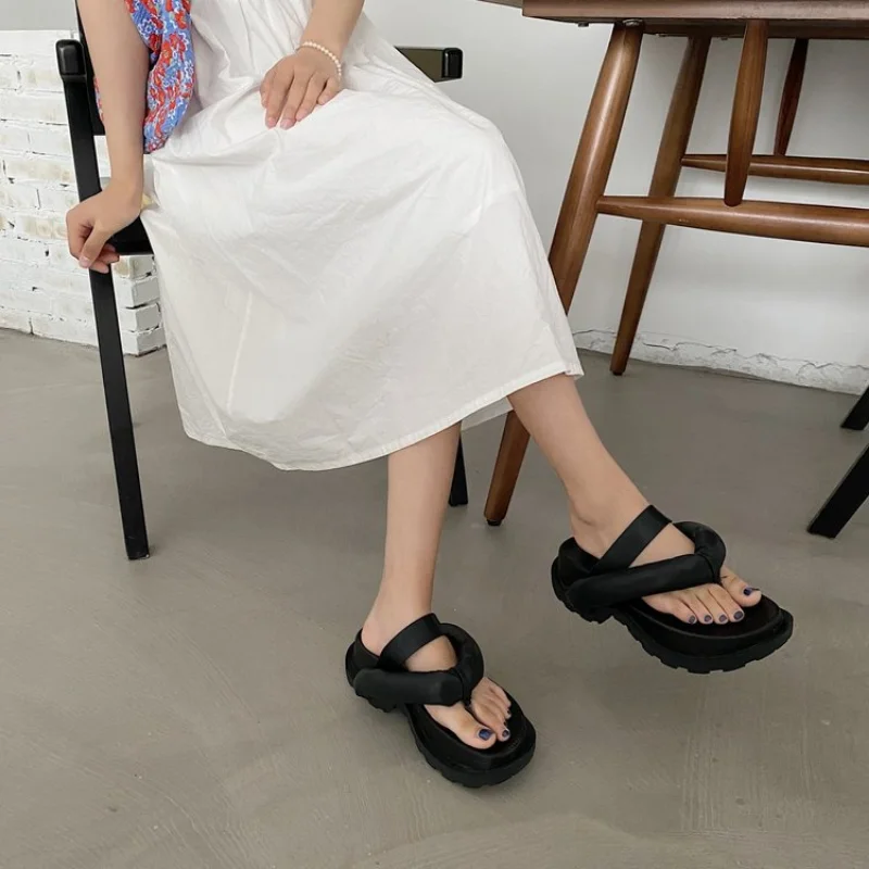 2023 קיץ חדש נעלי נשים עבה תחתית שטוח התחתונה מזדמנים סנדלי אופנה עיצוב נעלי בית נעלי נשים פאטוס דה Mujer